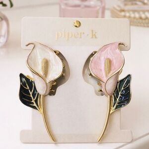 Piper K Set of 2 Calla Lilly Enamel Hair Claw Clips Gold Tone Pink White Floral